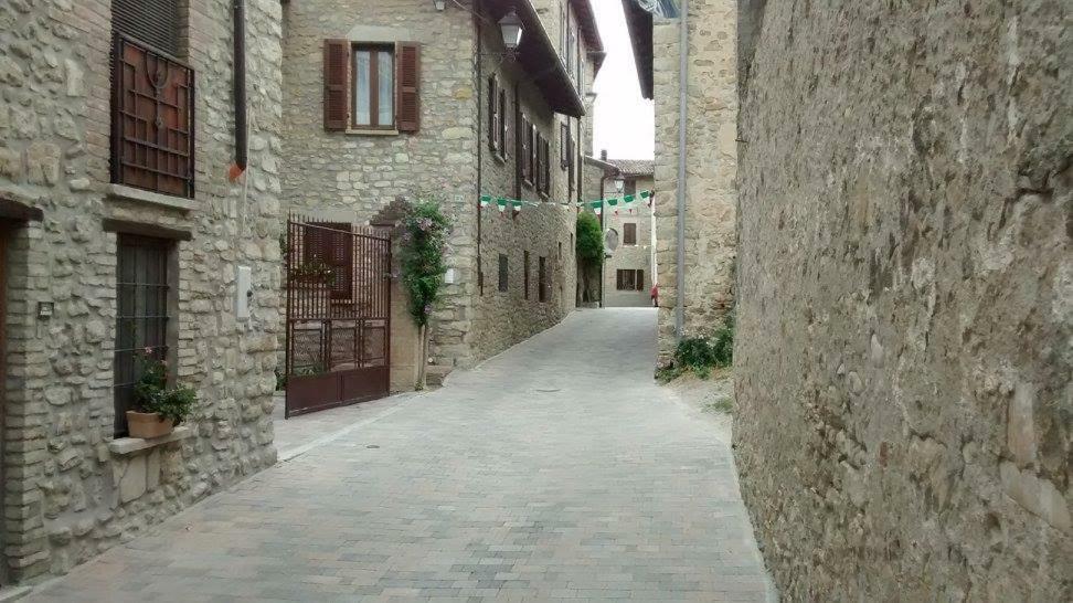 Vila La Pomella Ponte Nizza Exteriér fotografie